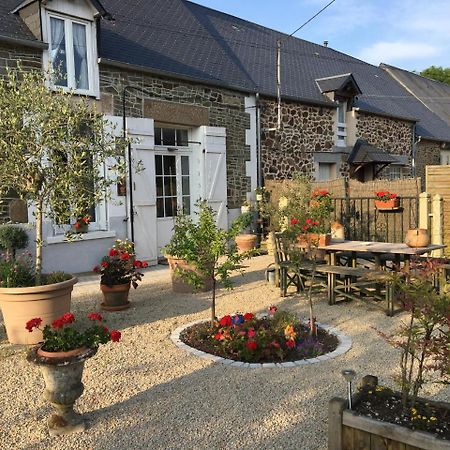 Bed and Breakfast Kirribilli Pleine-Fougères Exterior foto